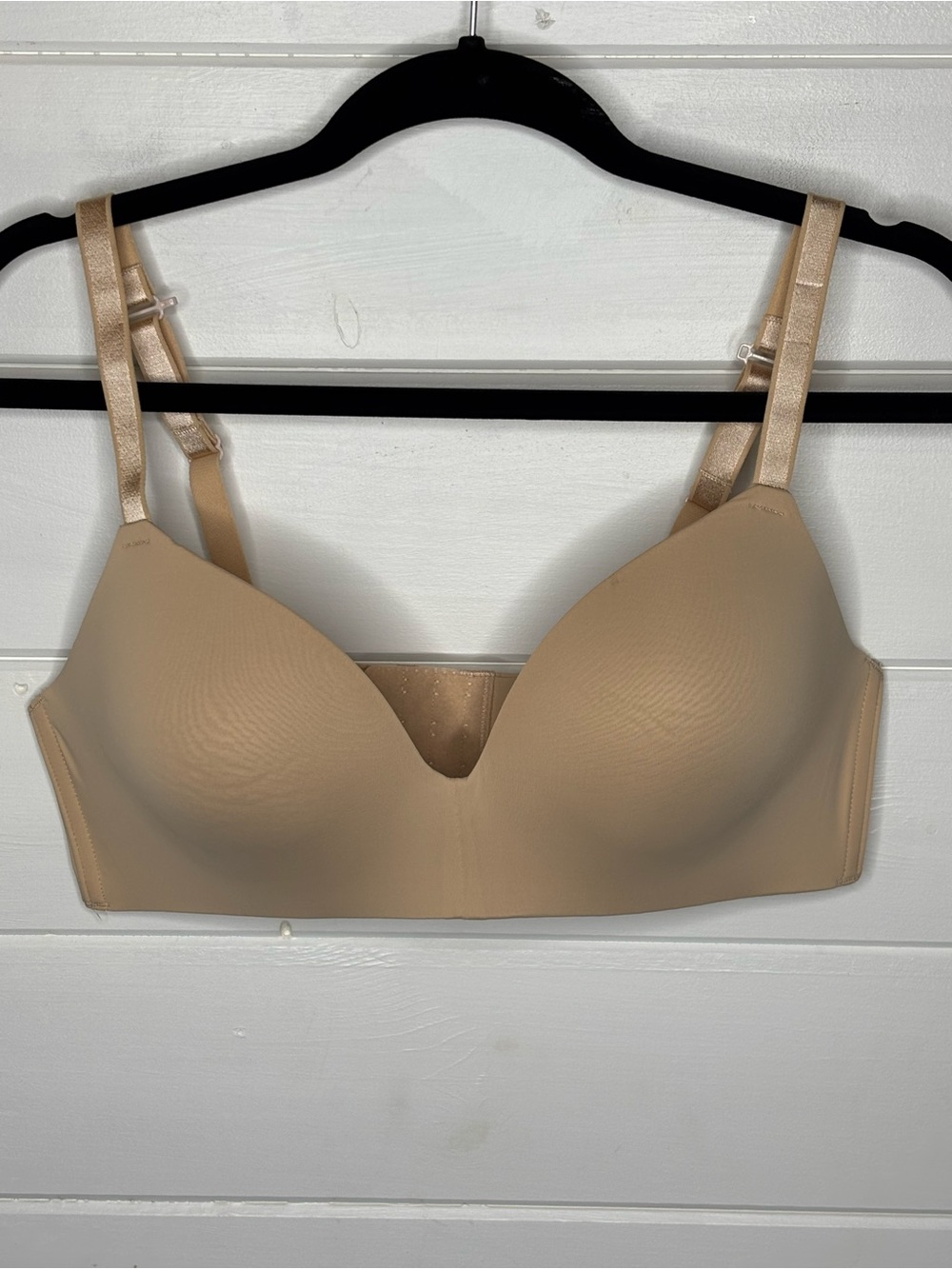 Auden “The Bliss” Bra Size 38D Women’s Neutral Tan Wireless Racerback T-Shirt